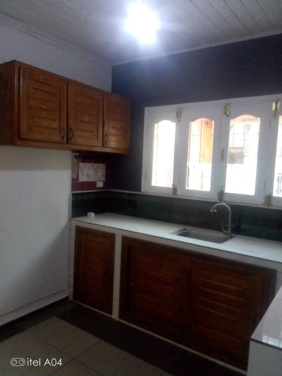 Location · Maison · Analamahitsy, Antananarivo - photo 6