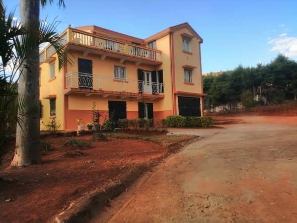 Maison à vendre — Ambohijanaka - photo 2