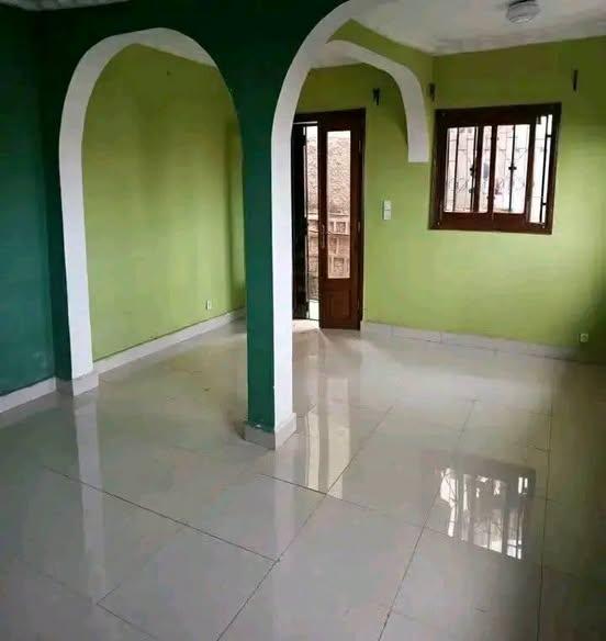 Maison 3 ch. à louer — Ampitatafika Ankadilalana - photo 1