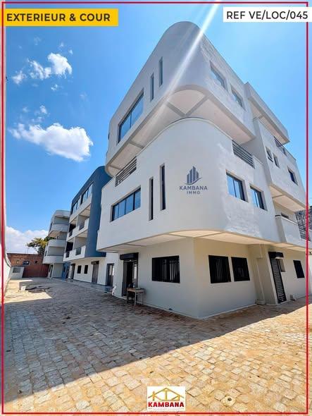 Appartement 2 ch. à louer — Antsirabe - photo 3