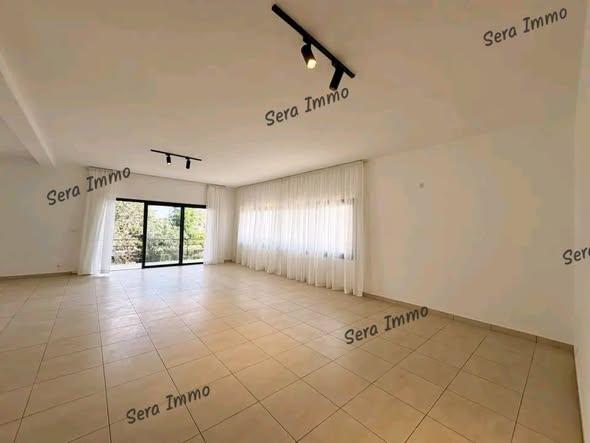 Appartement 2 ch. 200 m² à louer — Ivandry - photo 2