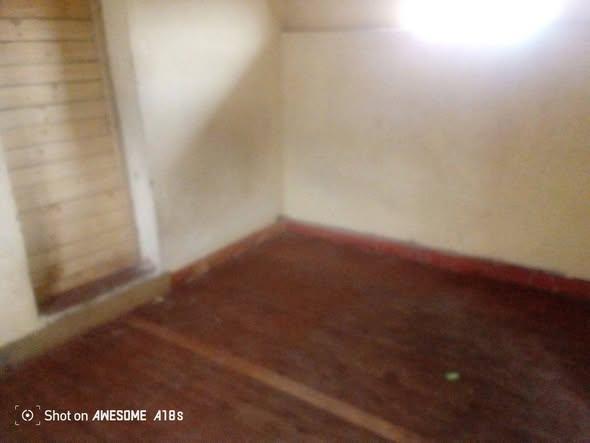 Trano Ahofa 1 ch. à louer — Ambanidia - photo 2