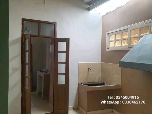 Appartement 4 ch. à louer — Mahazoarivo - photo 4