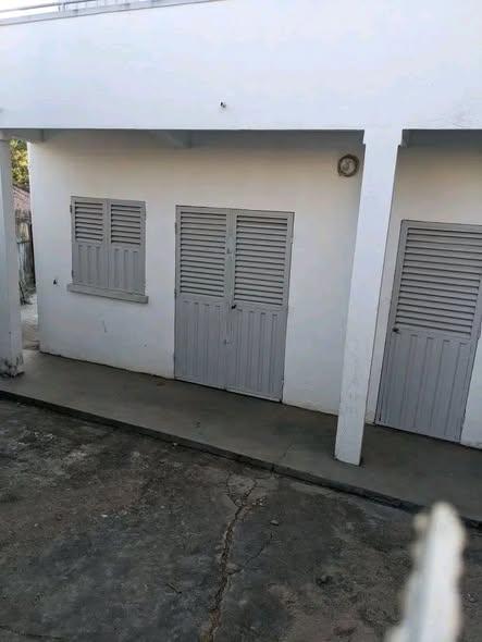 Maison 3 ch. à louer — Mahajanga - photo 1