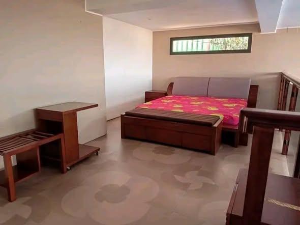 Appartement 2 ch. à louer — Amboditsiry - photo 2
