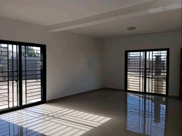 Appartement 3 ch. à louer — Ambohijanaka - photo 3
