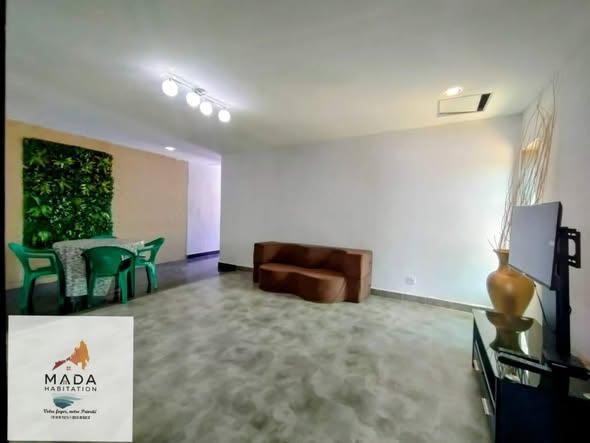 Appartement 3 ch. à louer — Ambatobe - photo 5