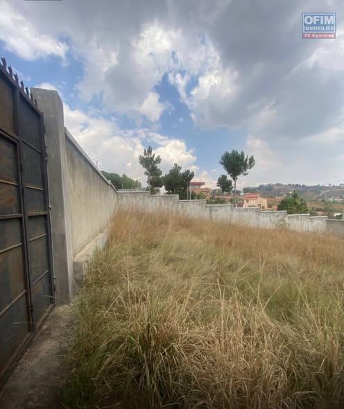 Terrain 8 ch. 492 m² à vendre — Ambohibao - photo 2