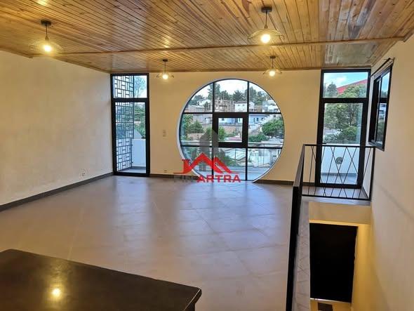 Appartement 1 ch. à louer — Ambohimangakely - photo 1