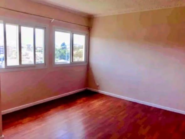 Appartement 2 ch. à louer — Amboditsiry - photo 5