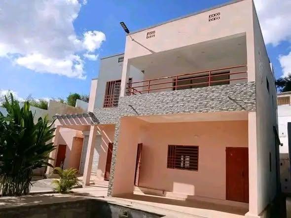 Maison 4 ch. à vendre — Imerimanjaka - photo 4