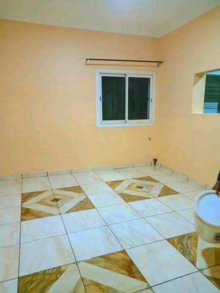 Appartement 2 ch. à louer — Amboditsiry - photo 5