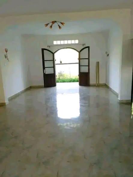 Appartement 3 ch. à louer — Ambohijafy - photo 5