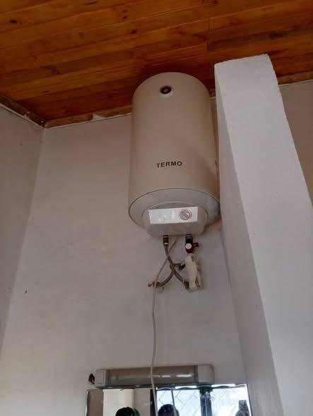 Maison 2 ch. à louer — Ambohidratrimo - photo 5