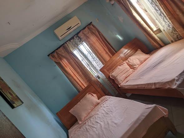 Maison 2 ch. à louer — Toamasina - photo 2