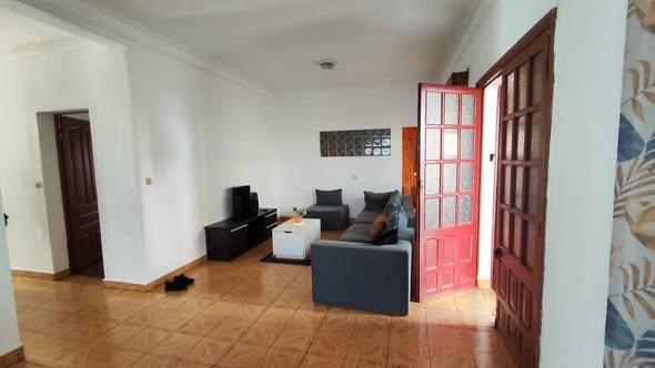 Maison 2 ch. à louer — Androhibe - photo 2