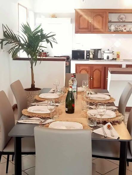 Appartement 4 ch. à louer — Ambohibao - photo 2