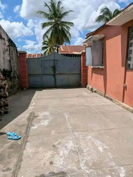 Terrain 5 ch. 300 m² à vendre — Mahajanga - photo 2