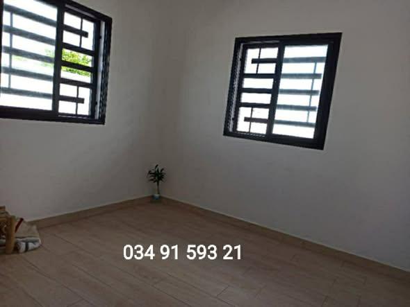 Maison 3 ch. à louer — Toamasina - photo 3