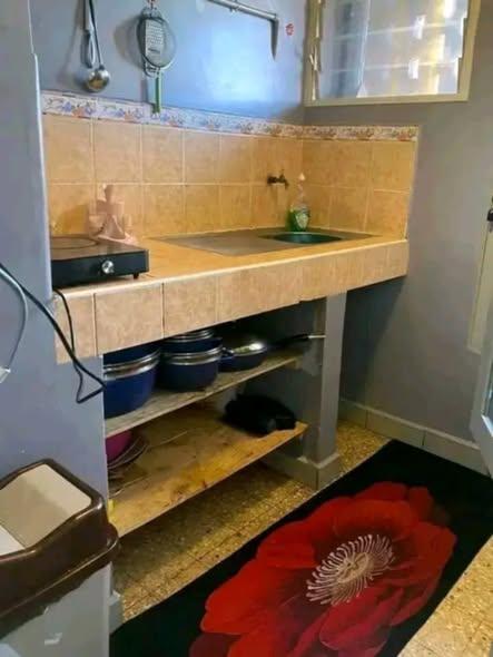Appartement 2 ch. à louer — Ampefiloha - photo 3