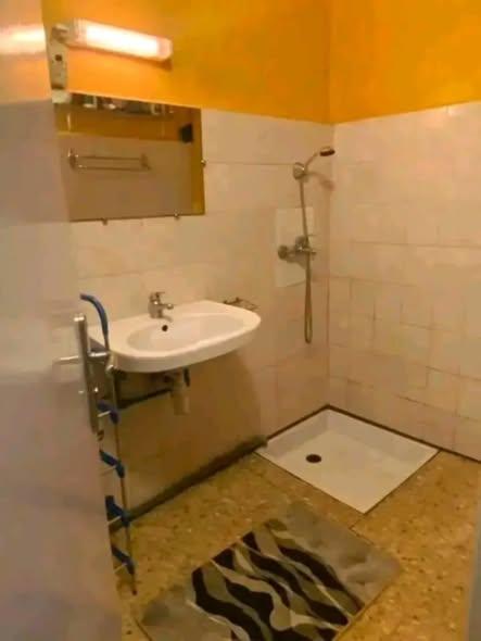 Appartement 2 ch. à louer — Ampefiloha - photo 5