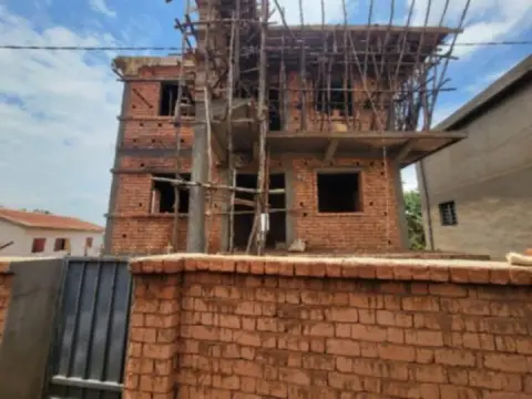 Maison 260 m² à vendre — Ampitatafika — 90 000 000 Ar | Fonenako