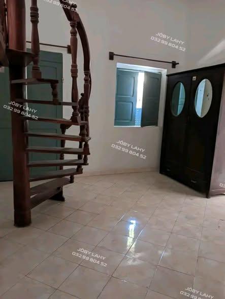 Maison 3 ch. à louer — Mahajanga - photo 3