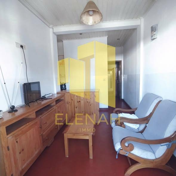 Appartement 2 ch. à louer — Mahamasina - photo 2