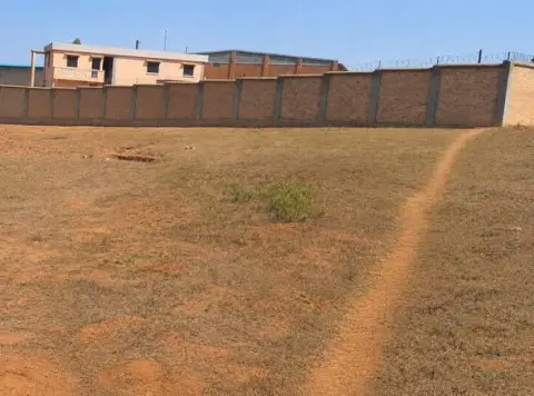 Maison 300 m² à vendre — Anosiala — 56 000 000 Ar | Fonenako