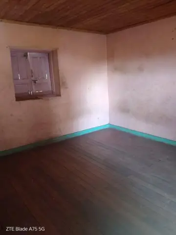 Trano Ahofa 1 ch. à louer — Moramanga — 50 000 Ar | Fonenako