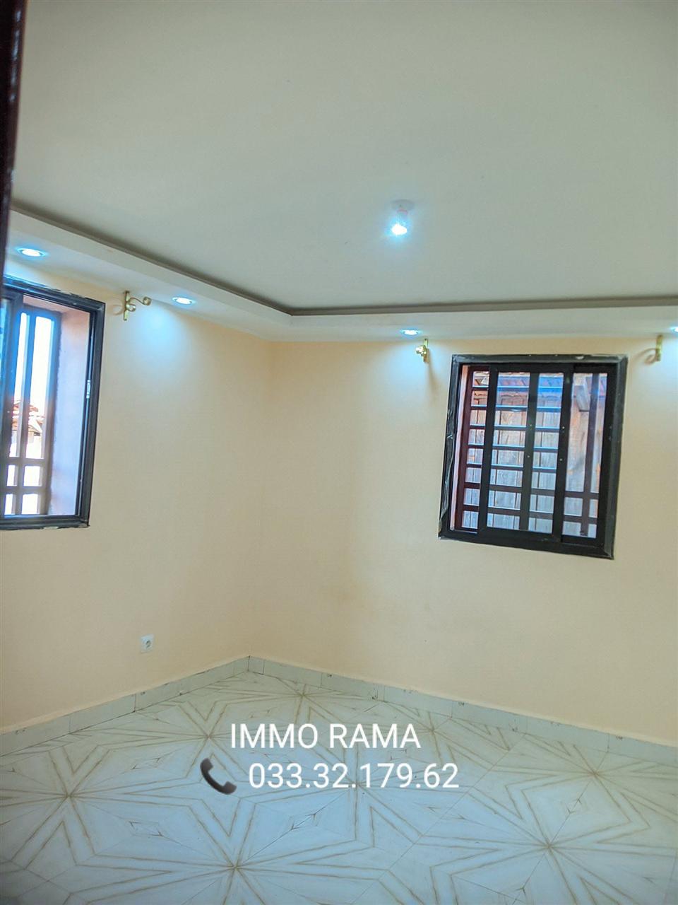 Trano ahofa neuf 2 chambres — Andoharanofotsy, Antananarivo - photo 2