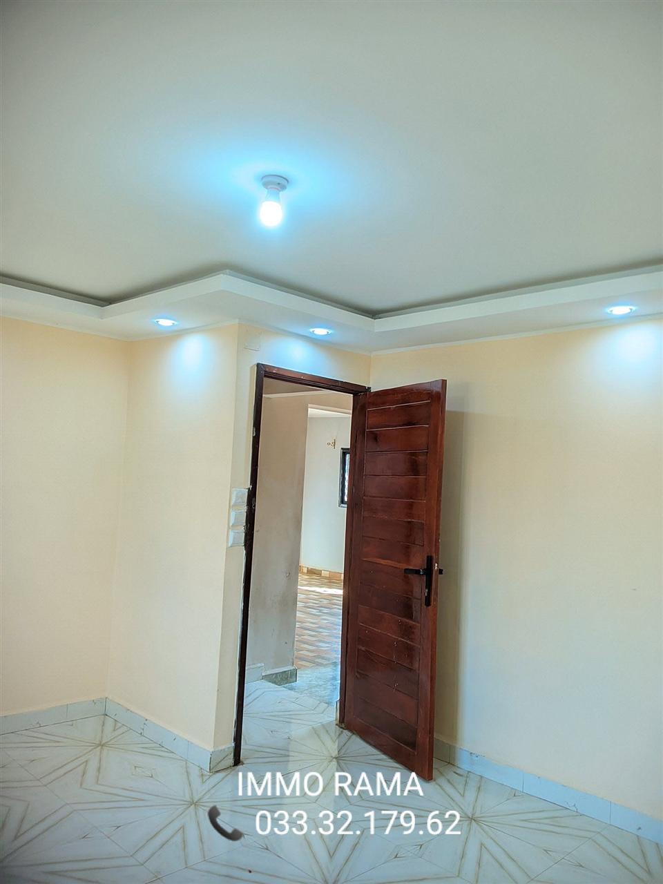 Trano ahofa neuf 2 chambres — Andoharanofotsy, Antananarivo - photo 3