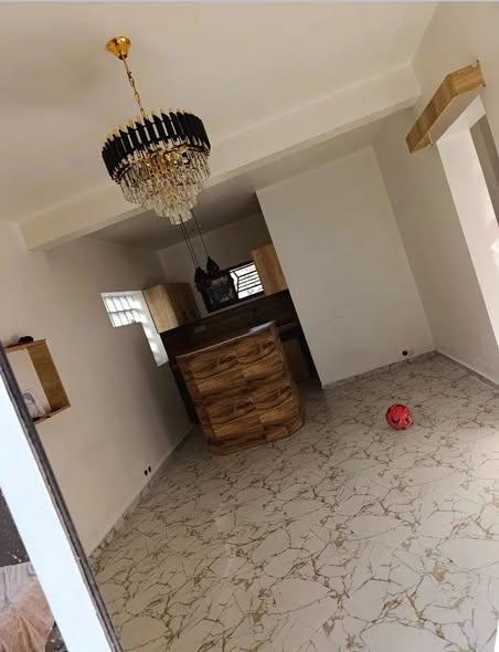 Appartement 2 ch. à louer — Mahazoarivo - photo 1