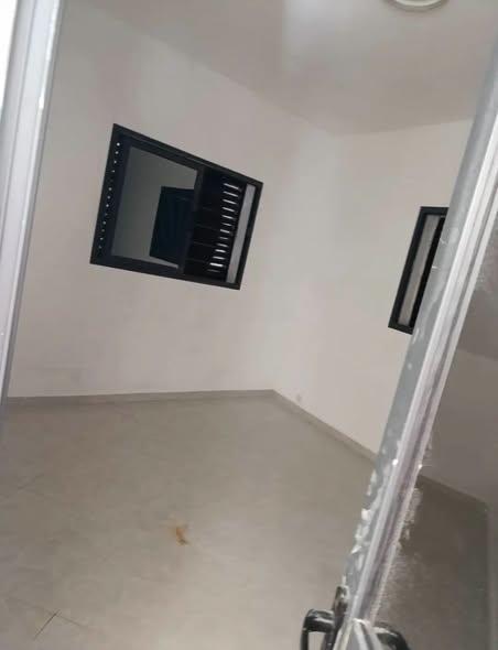 Appartement 2 ch. à louer — Mahazoarivo - photo 5