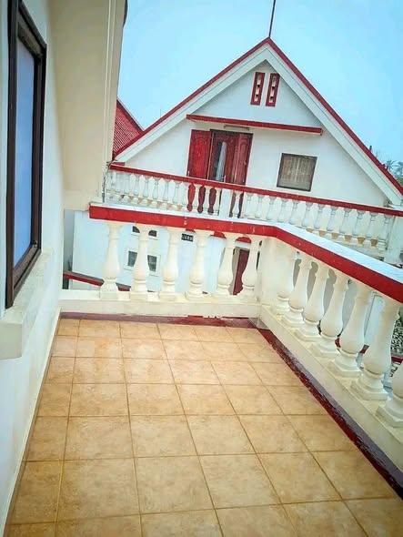 Maison 3 ch. à louer — Toamasina - photo 2