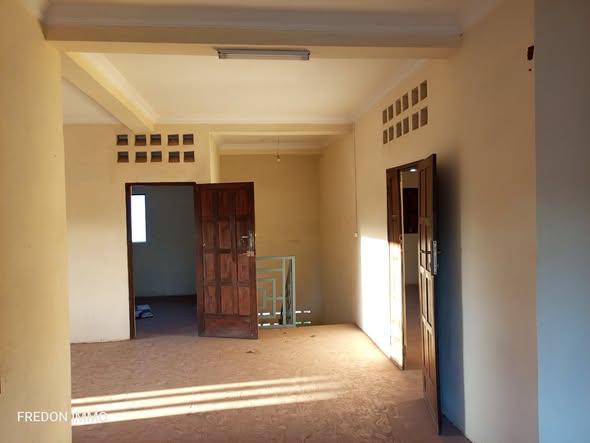 Trano Ahofa 1 ch. à louer — Mahajanga - photo 1