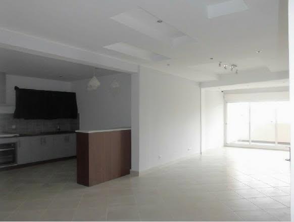 Appartement 2 ch. à louer — Antsahavola - photo 2