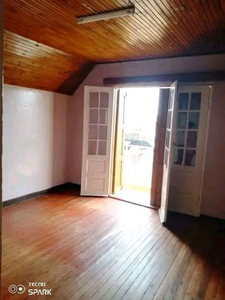 Maison 2 ch. à louer — Ambatolampy - photo 3