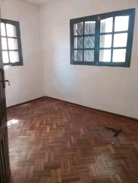 Maison 4 ch. à louer — Andravohangy - photo 2