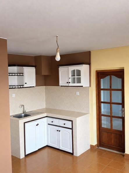 Maison 3 ch. à louer — Sabotsy Namehana - photo 2