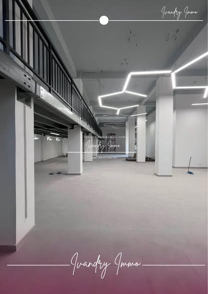 Bureau 400 m² à louer — Andraharo - photo 2