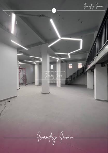 Bureau 400 m² à louer — Andraharo - photo 3