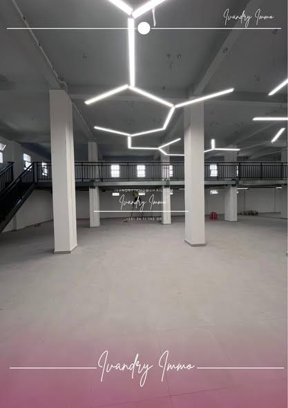 Bureau 400 m² à louer — Andraharo - photo 4