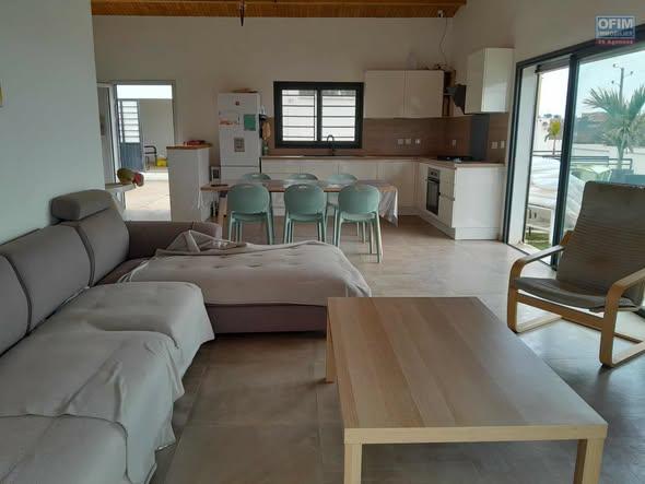 Maison 2 ch. 100 m² à vendre — Ampitatafika - photo 5