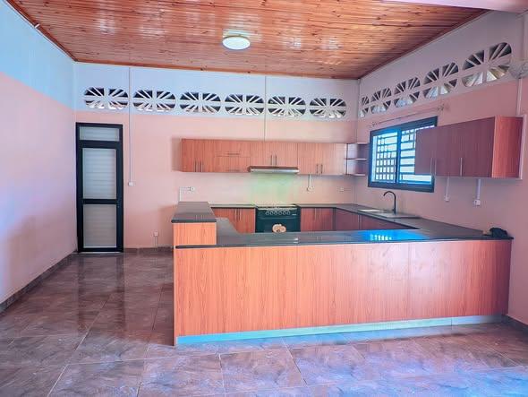 Maison 2 ch. à louer — Mahajanga - photo 2