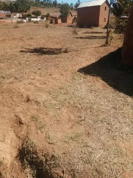 Terrain à vendre — Antananarivo - photo 1