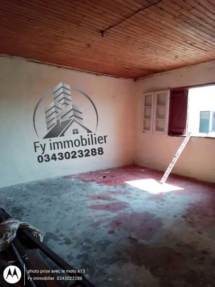 Maison 3 ch. à louer — Ambohimanarina - photo 2