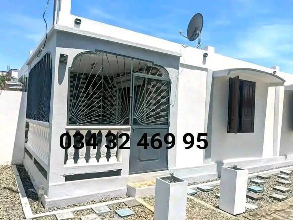 Maison 2 ch. à louer — Toamasina - photo 4