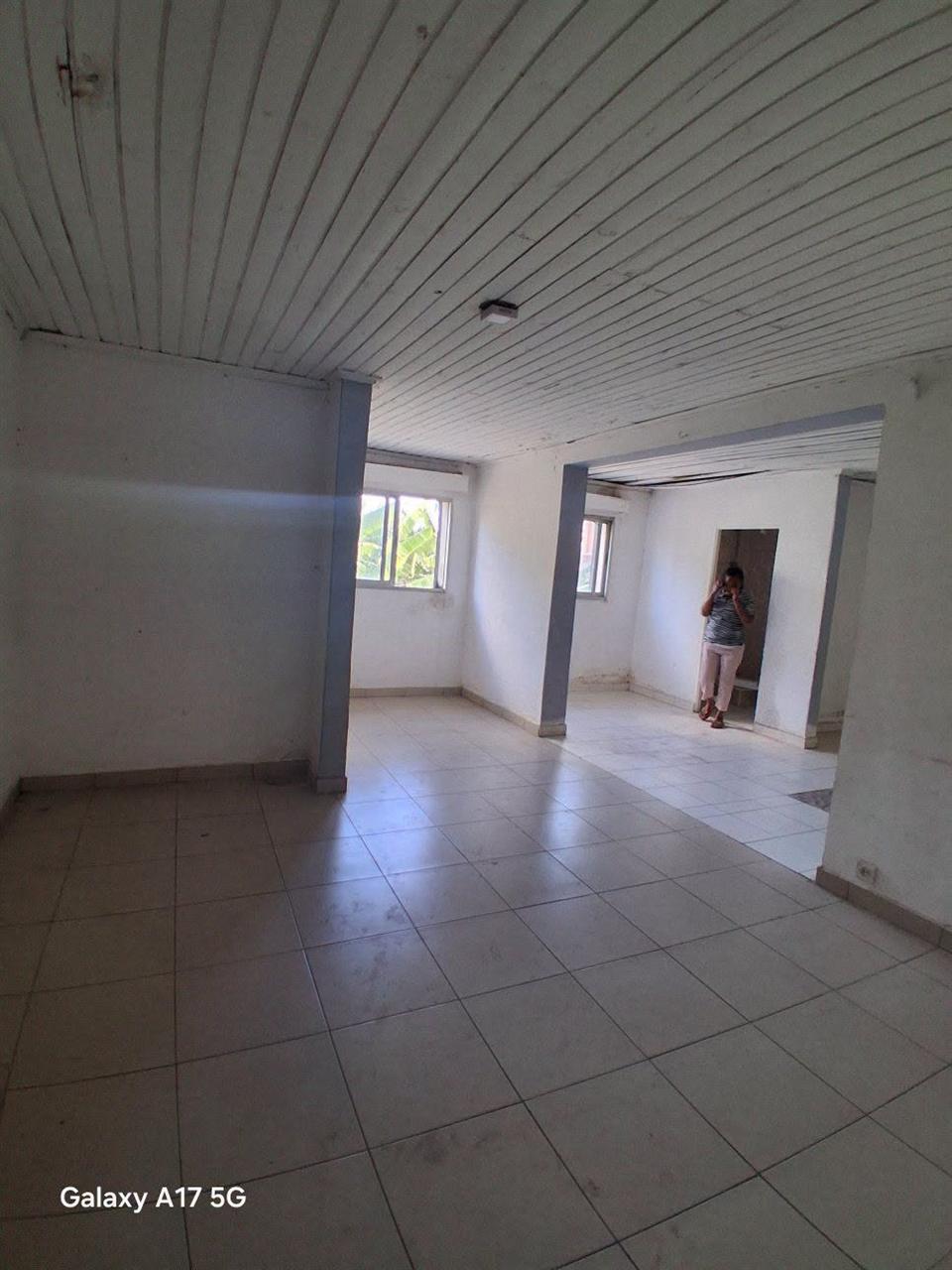 Studio confort bord de route — Androndra Ambodirano, Antananarivo - photo 3