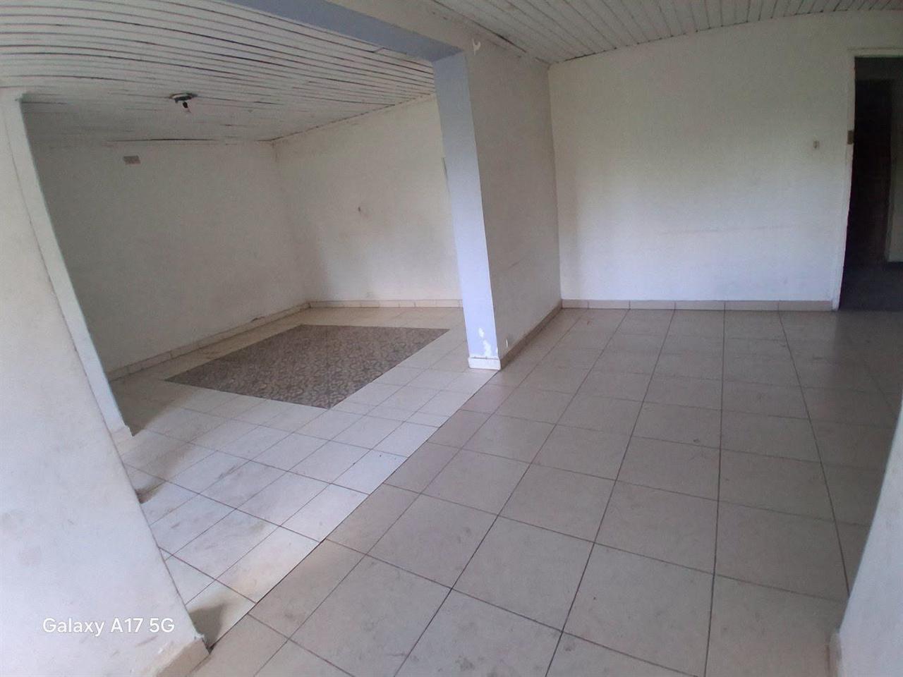 Studio confort bord de route — Androndra Ambodirano, Antananarivo - photo 7